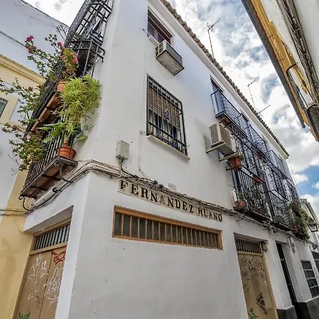 Zafiro Apartment&parking In The Historical Centre *
