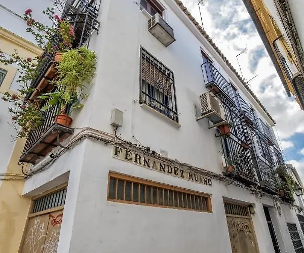 Zafiro Apartment&parking In The Historical Centre *